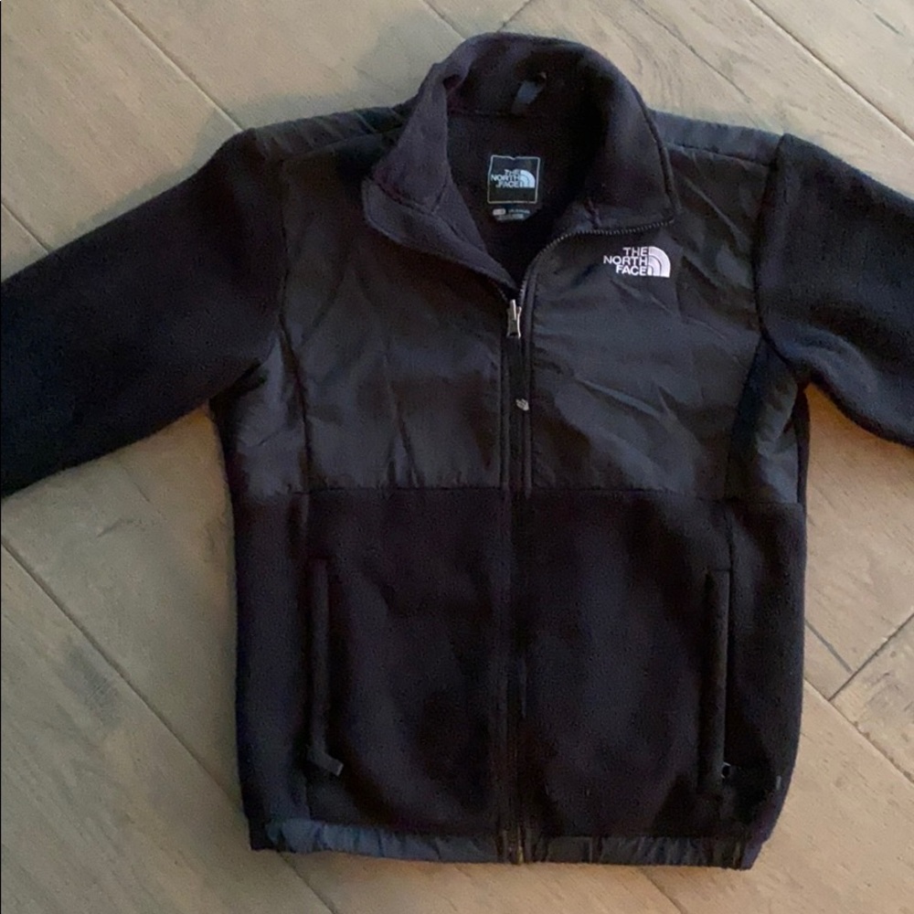 Girls north face Denali jacket